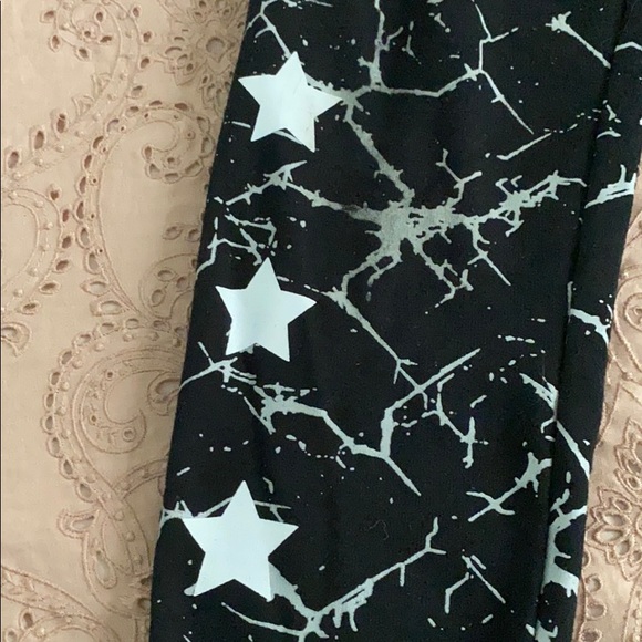 Cool 😎 joggers - Picture 2 of 5